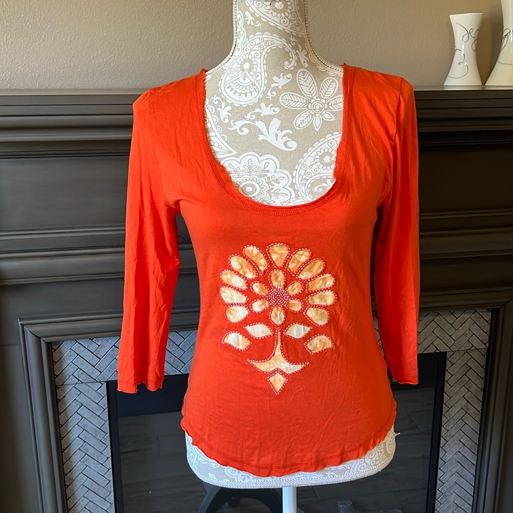 • Chaudry Sports orange shirt, L •